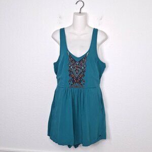 Roxy Embroidered Romper Sz M Aztec Southwestern Open Back Pockets Boho Beachwear